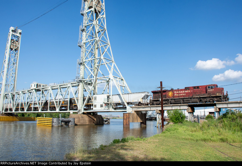 CP 8604 exits the Neches River Lift Bridge